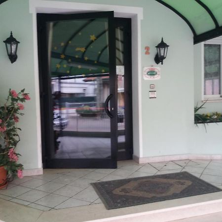 Hotel Fatima ริมินี ภายนอก รูปภาพ
