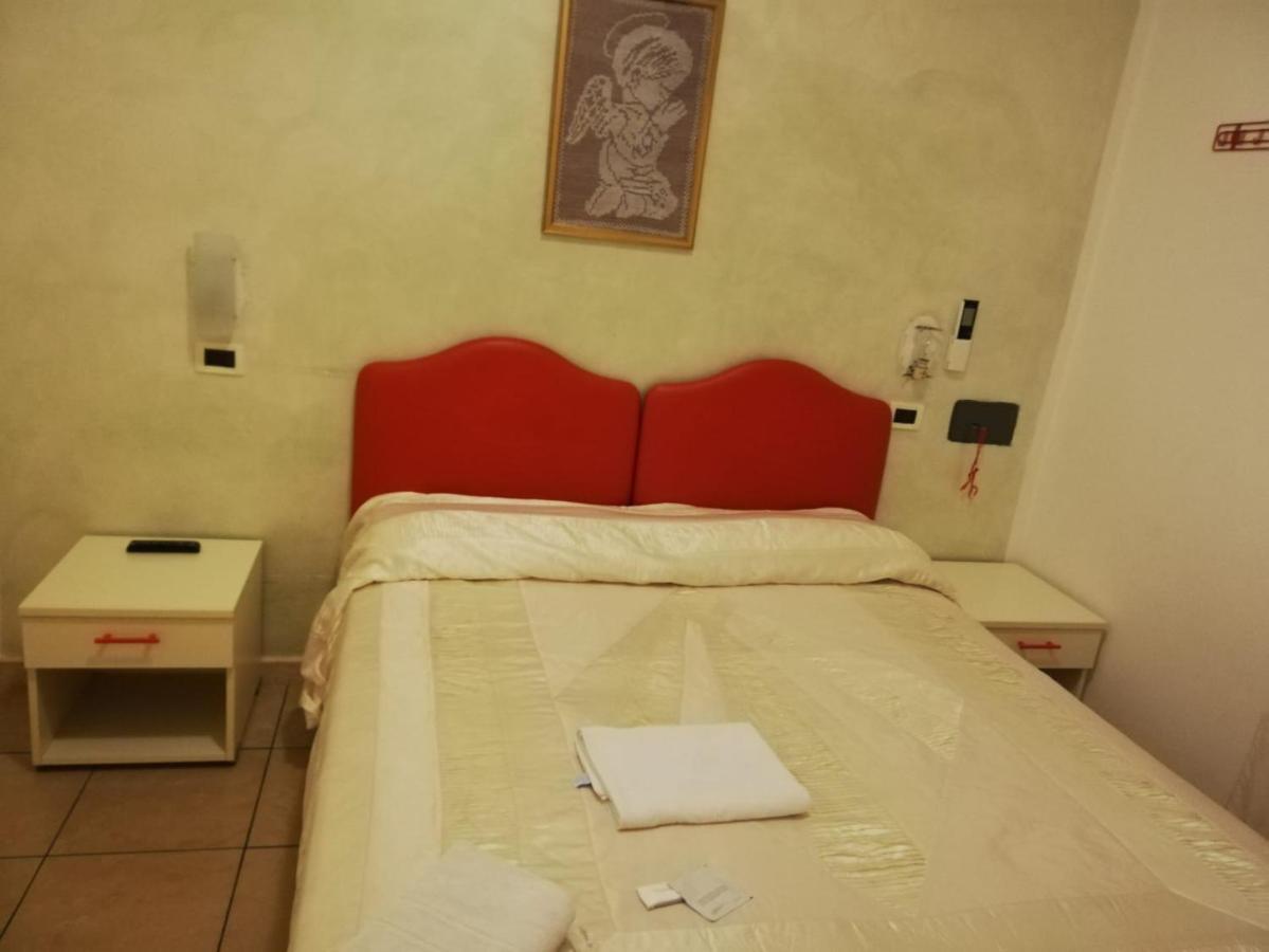 Hotel Fatima ริมินี ภายนอก รูปภาพ